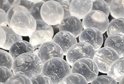 White silica gel beads 2 1 White silica gel beads 2 1